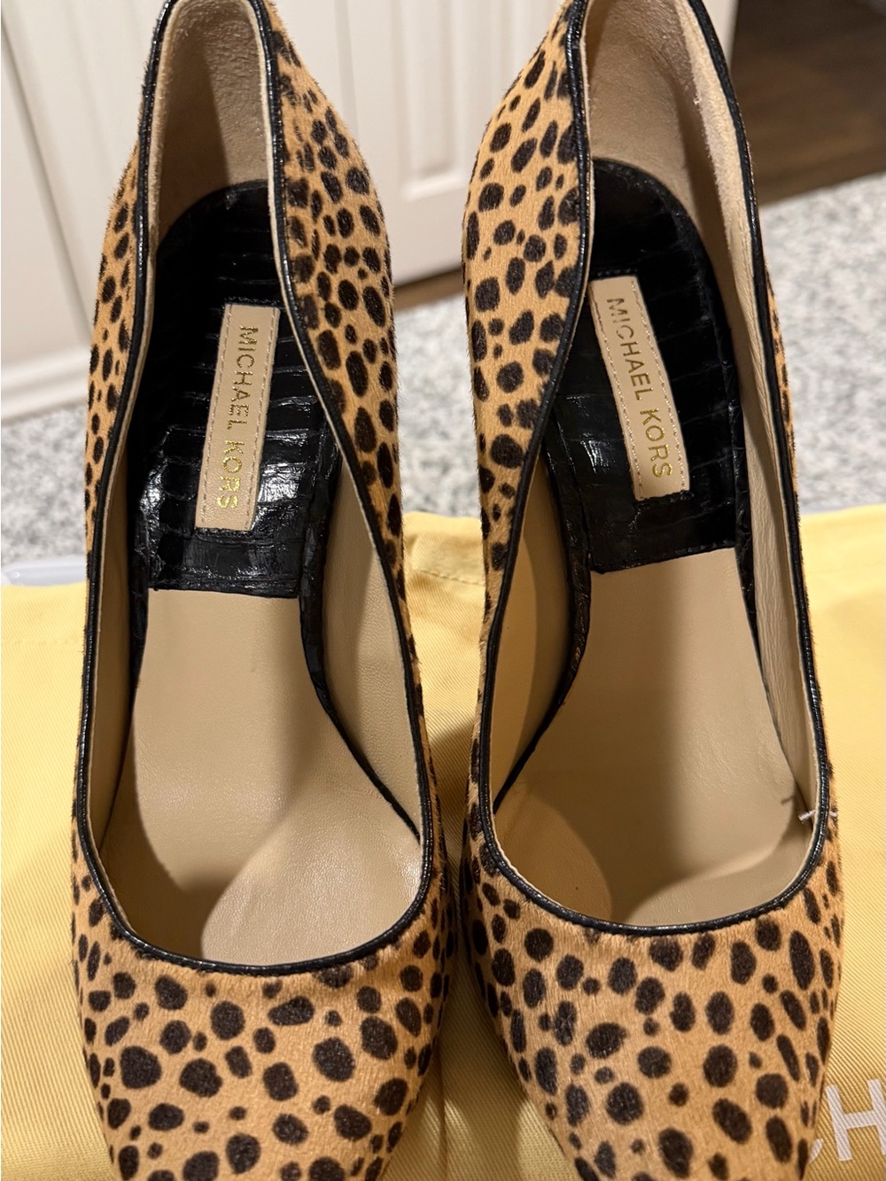 MICHAEL KORS PONYHAIR LEOPARD PRINT STILETTO PUMPS - SIZE IT 36 - Picture 5 of 12